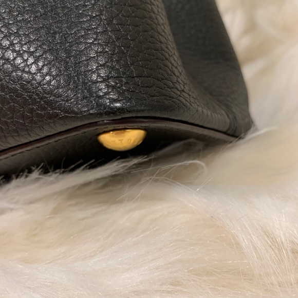 Sold: Louis Vuitton Capucines PM Black GHW Full Set - Picture 7 of 16